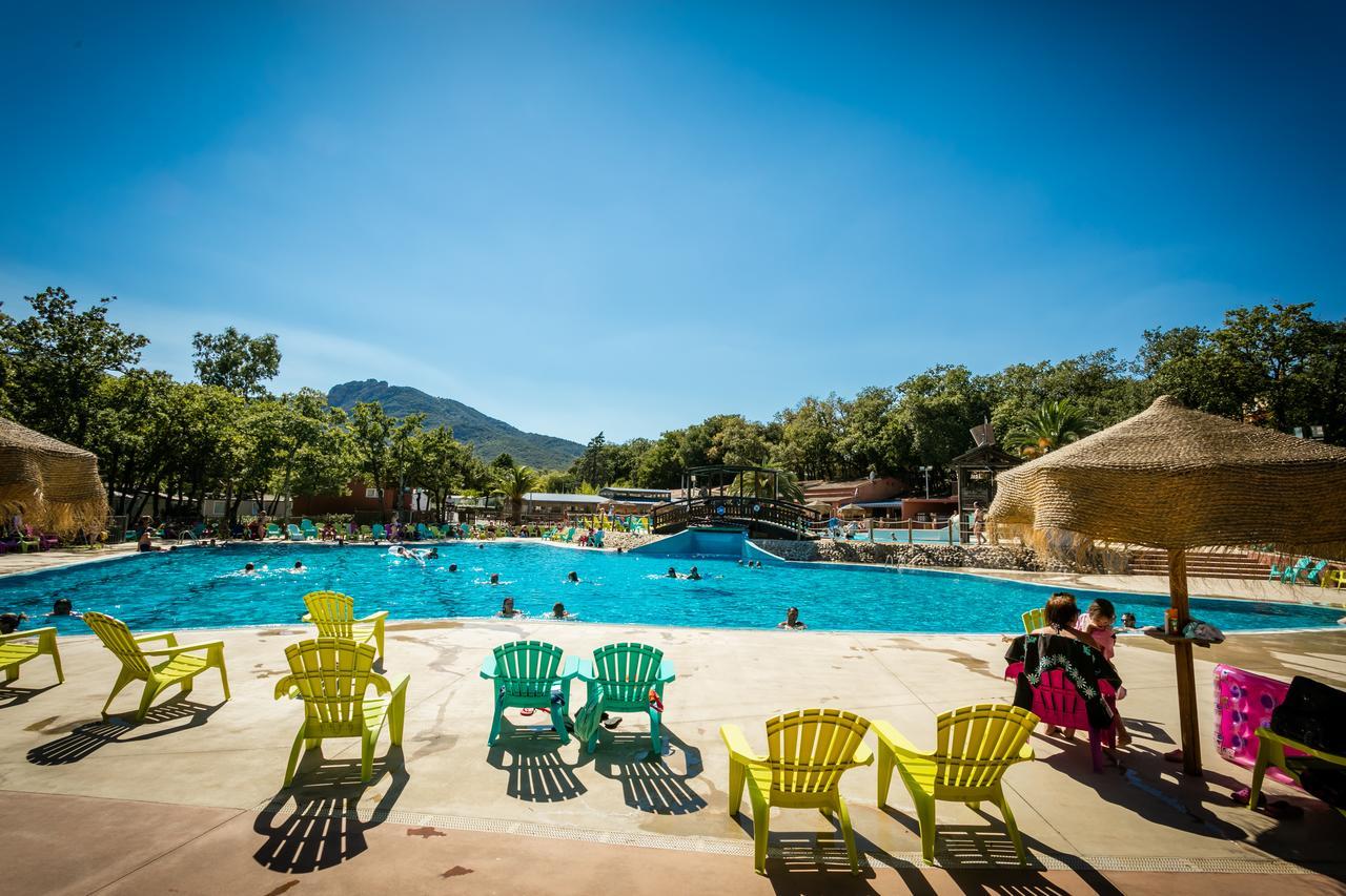 فندق أرجيليه- سور- ميرفي  Camping Le Bois Fleuri المظهر الخارجي الصورة